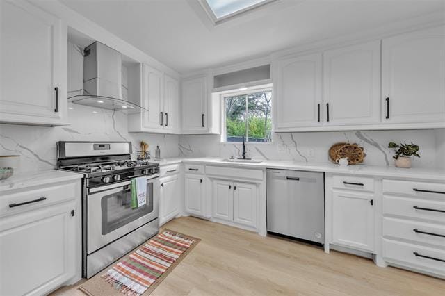 Building Photo - 217 Palomino Dr