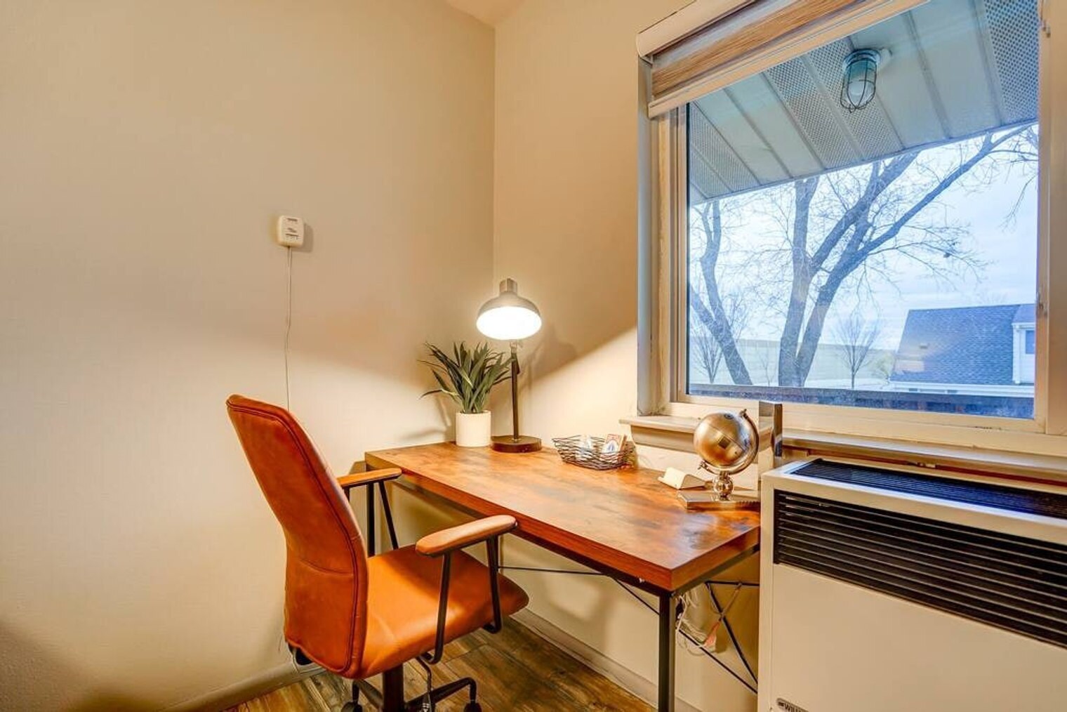 Building Photo - 645 S 94th Pl