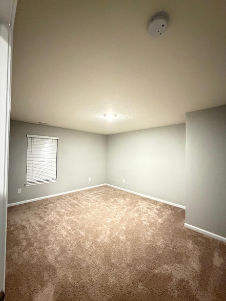 Building Photo - 5636 Tart Blvd