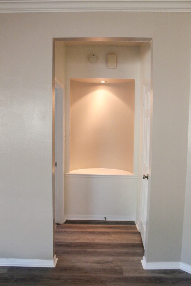 Building Photo - 19202 Poplar Trails Ln