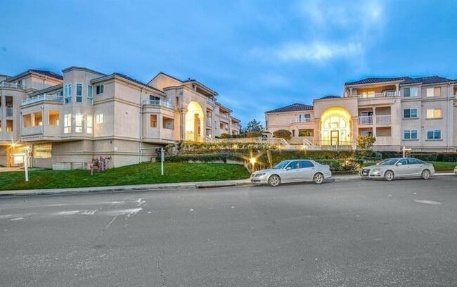 Building Photo - Lorocrib