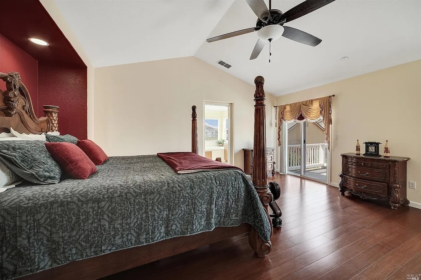 Building Photo - 332 Ring Neck St