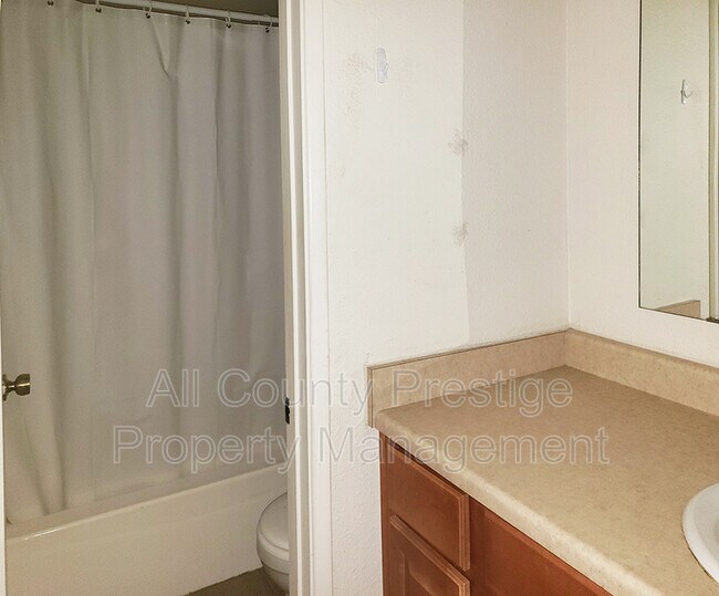 Building Photo - 4554 E Paradise Village Pkwy N