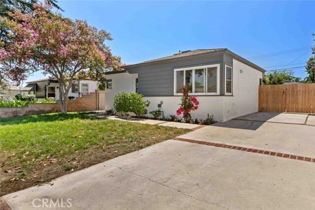 Building Photo - 2105 N Pass Ave