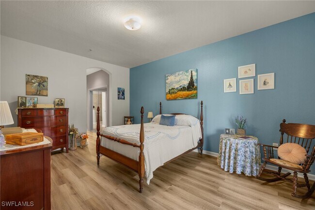 Building Photo - 17486 Old Harmony Dr