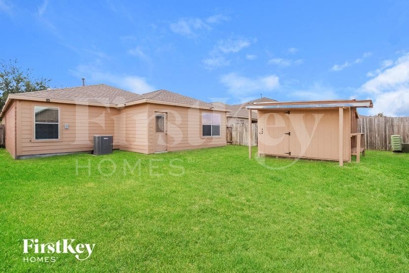 Building Photo - 9518 Peridot Green Dr