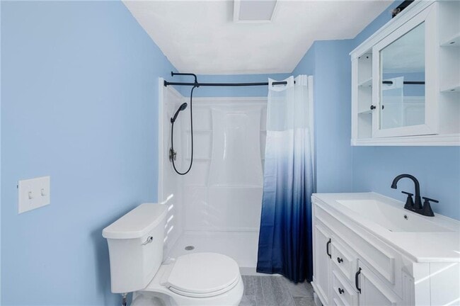 Building Photo - 206 Riverside Ave