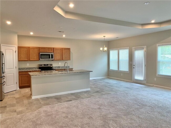 Building Photo - 204 Sage Woods Way