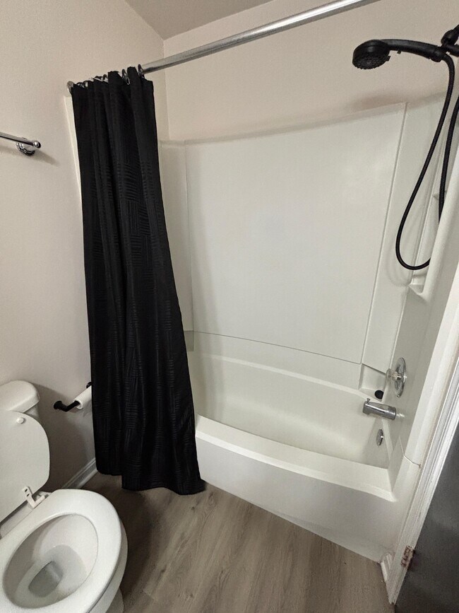 Building Photo - 5701 Lavender Plaza