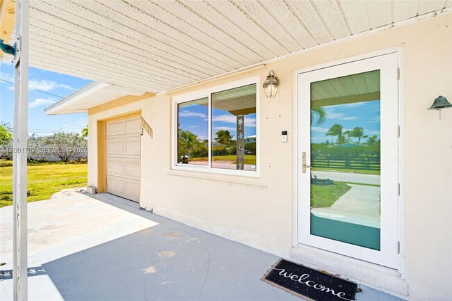 Building Photo - 30361 Hardin Rd