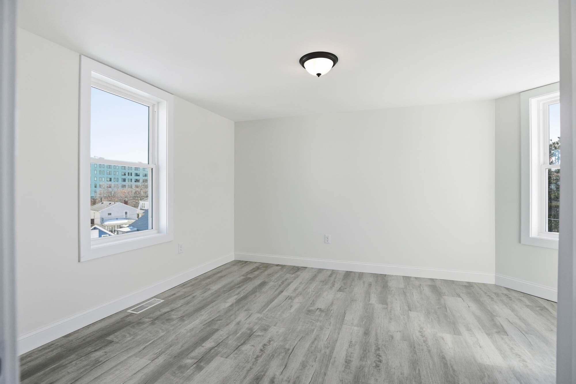 Building Photo - 23 Blake St