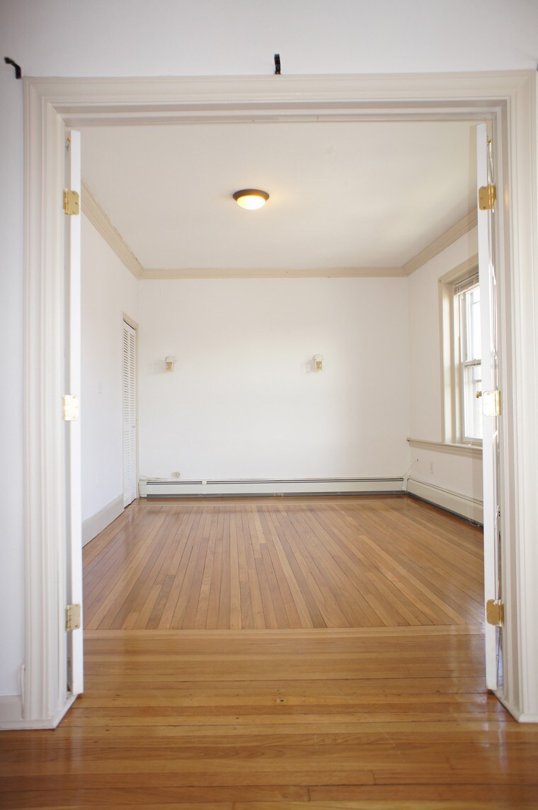 Building Photo - 1661 Commonwealth Avenue