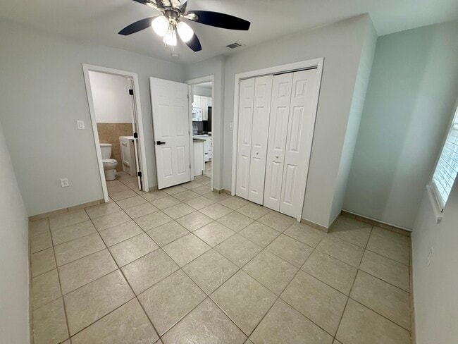 Building Photo - 8316 N 10th St