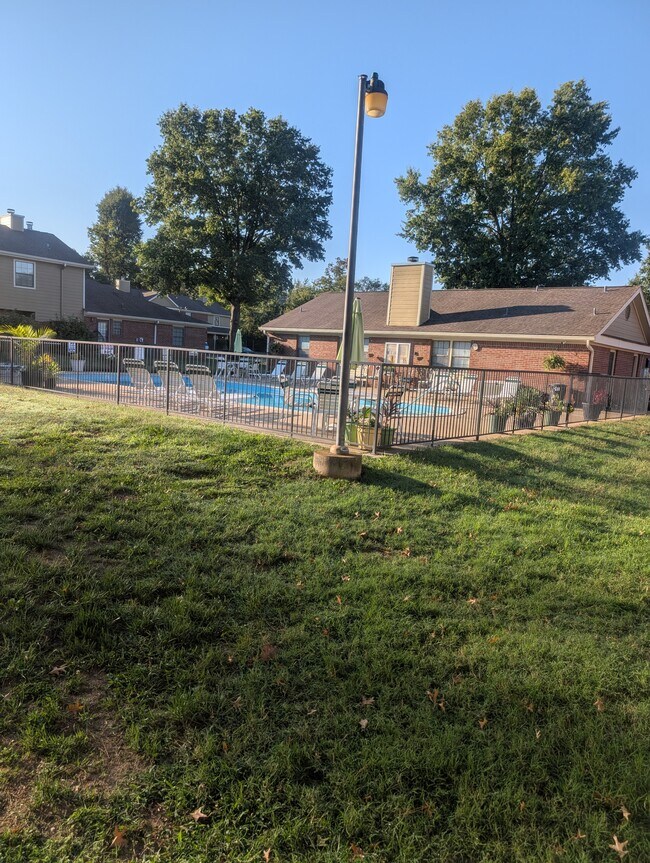 Building Photo - 501 Chandler Pl