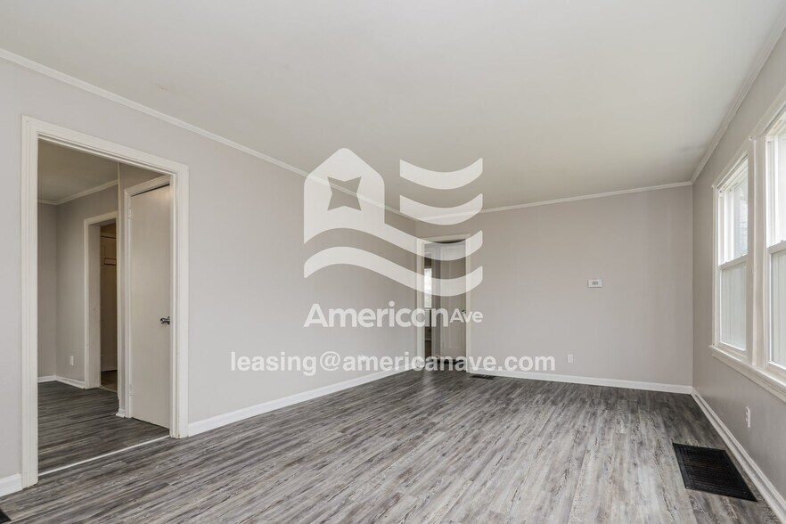 Building Photo - 1316 Kingsley Ave