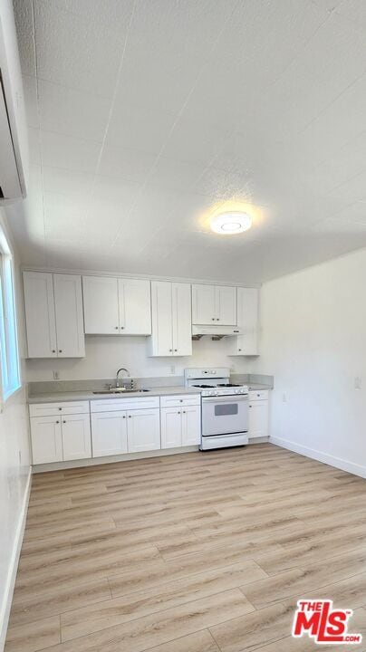 Building Photo - 13938 Moreno Rose Pl