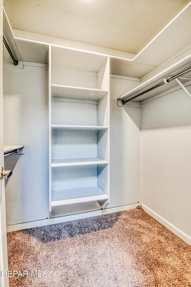 Building Photo - 14508 Dominic Azcarate Dr