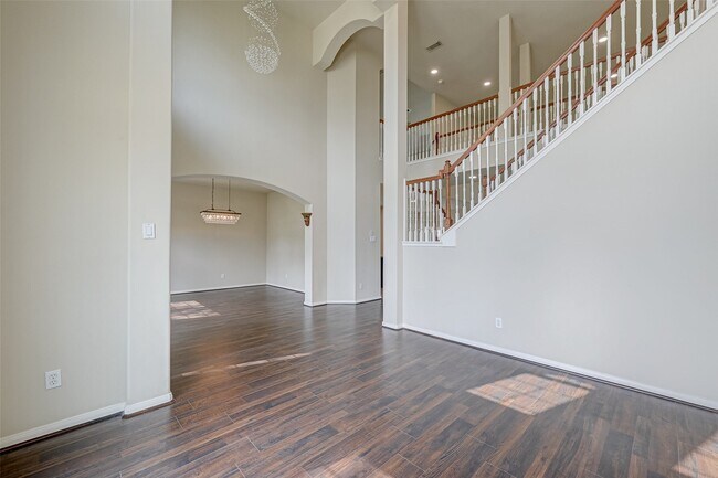 Building Photo - 11205 Sunlit Bay Dr