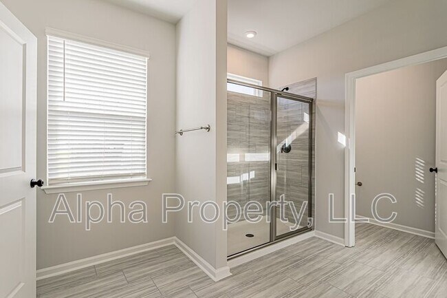 Building Photo - 131 Battery Creek Dr