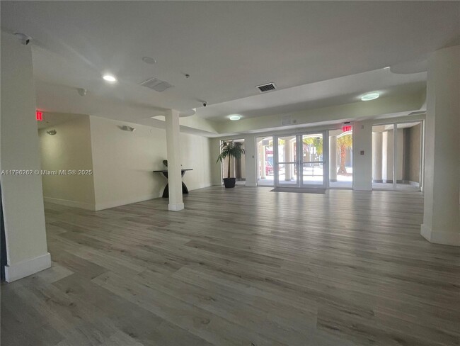 Building Photo - 11040 SW 196th St
