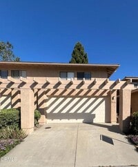 Building Photo - 835 Sandberg Ln