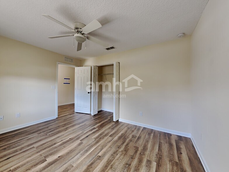 Building Photo - 7344 Rapid River Dr E