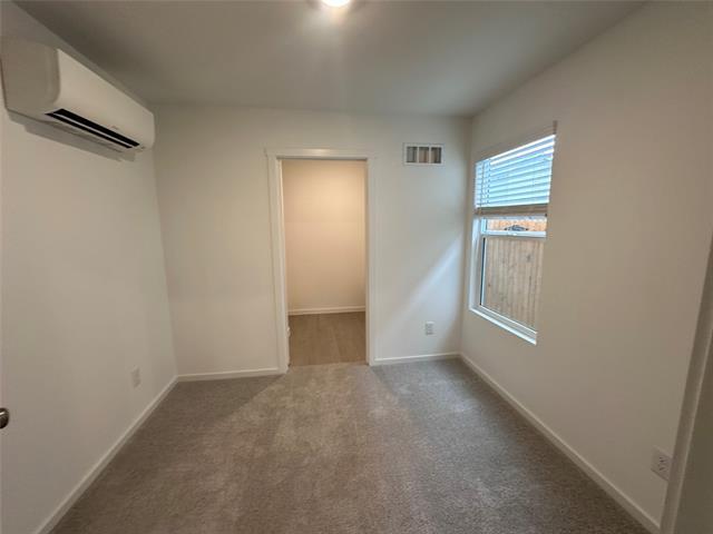 Building Photo - 1022 Robin Hl Ln