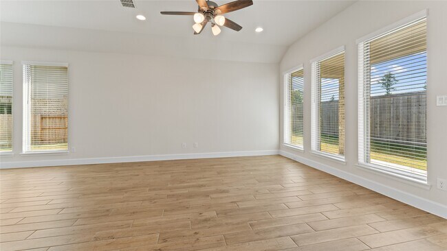 Building Photo - 14703 Band Tailed Pigeon Ct