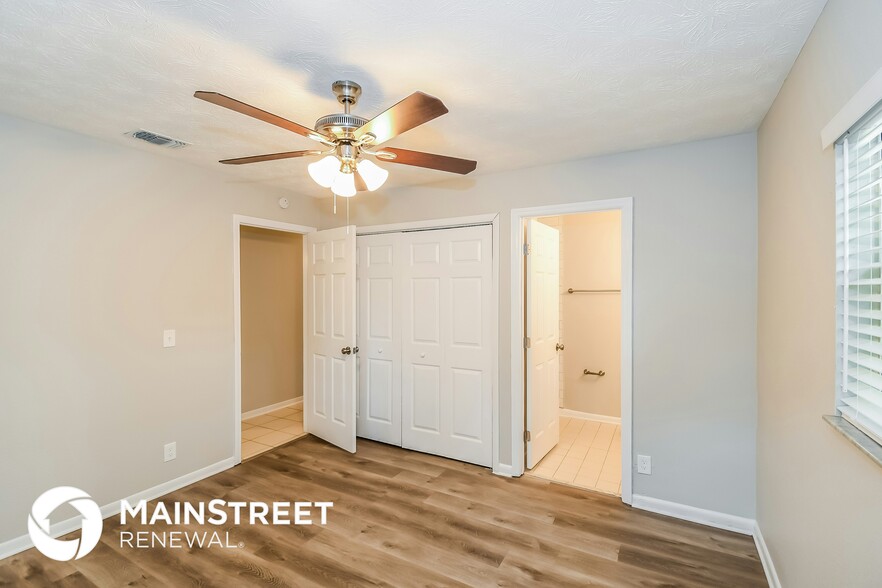Building Photo - 4080 Loys Dr