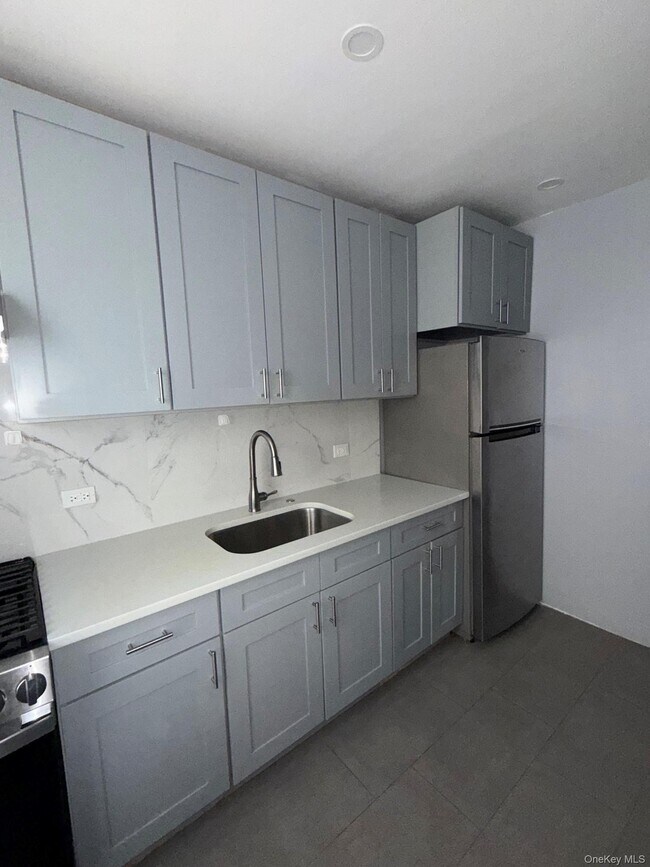 Building Photo - 1025 Elder Ave