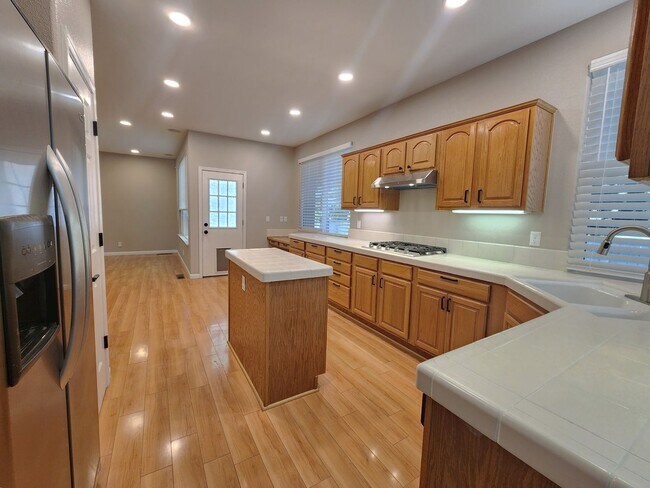 Building Photo - Home For Rent in Caughlin Ranch Reno