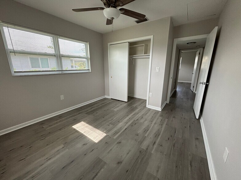 Building Photo - 167 Golf Club Ln