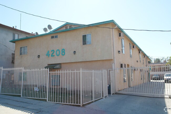 Primary Photo - 4208 Burns Ave