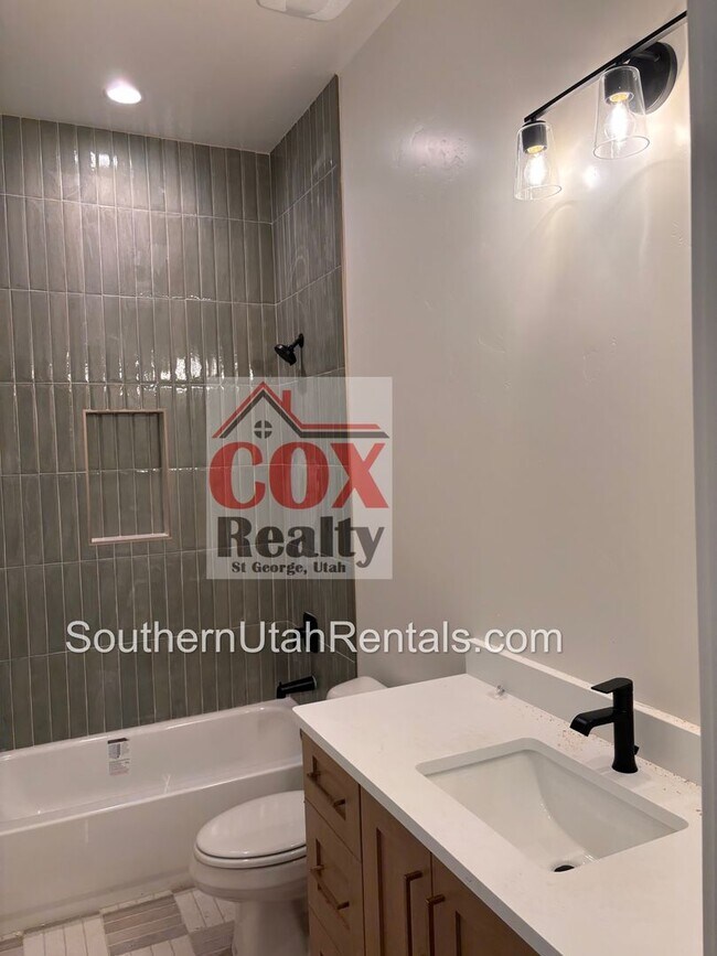 Building Photo - Ultimate Brand New Dream House - 6 bed | C...
