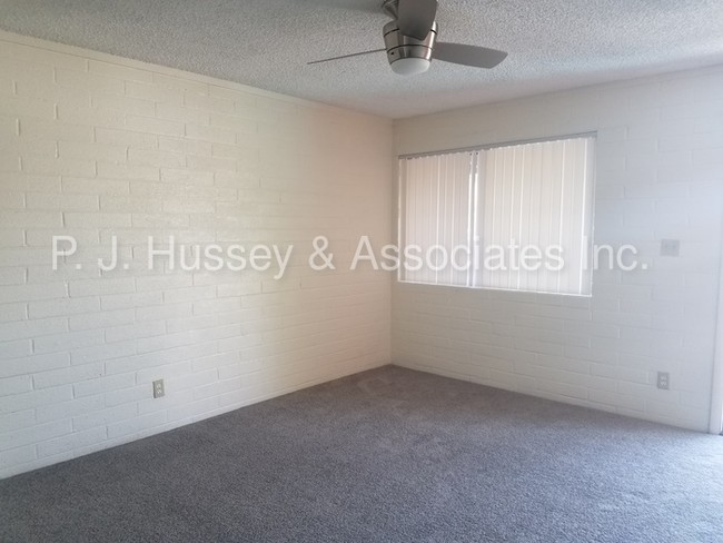 Building Photo - 1433 S Stanley Pl