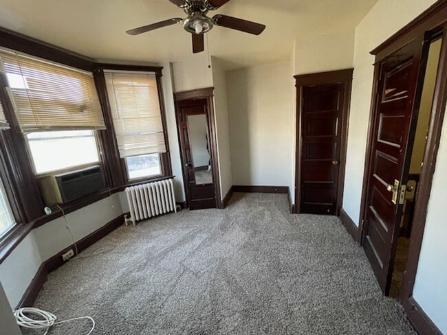 Building Photo - Amazing 3BD/1BA Allegheny Available NOW!