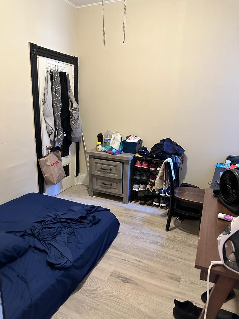 Building Photo - 5 Linden St