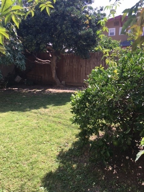 Building Photo - 4026 Ingraham St