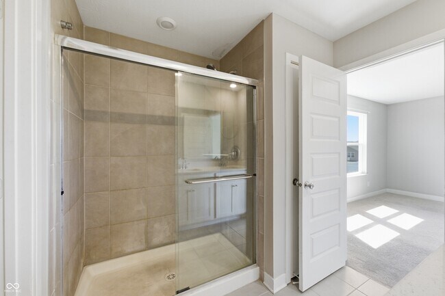 Building Photo - 221 Switchgrass Ln
