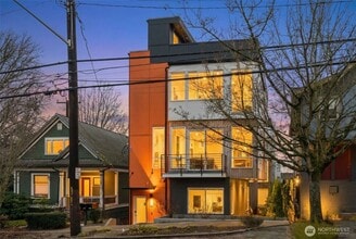 Building Photo - 2515 E Yesler Wy