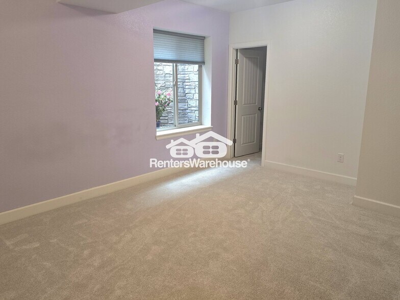 Building Photo - 11823 Barrentine Lp