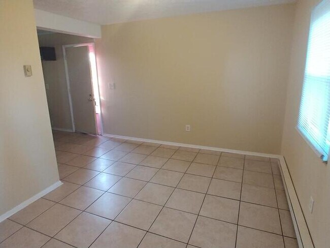Building Photo - 5463 Sedalia Dr