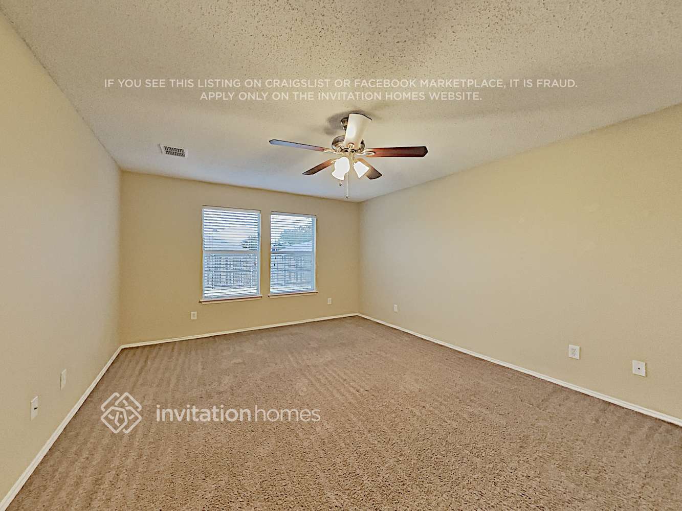 Building Photo - 252 Hilltop Dr