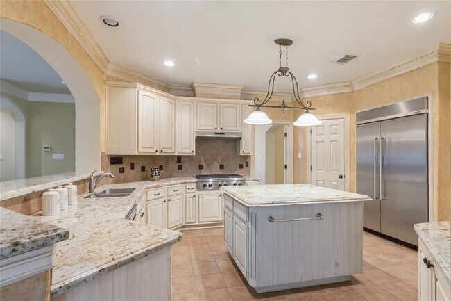 Building Photo - 5306 Norborne Ln