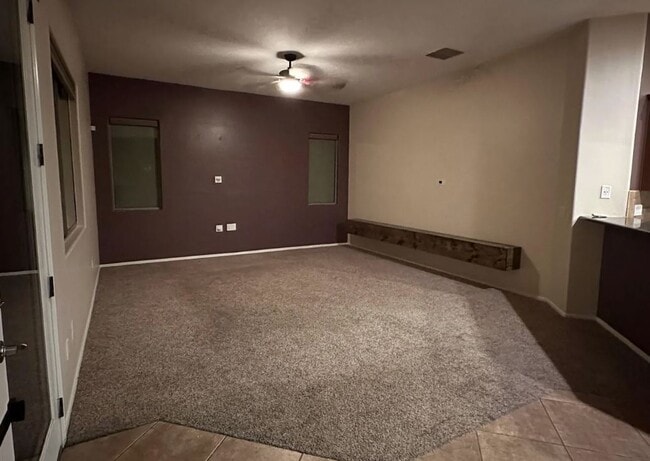 Building Photo - 538 W Chatfield St