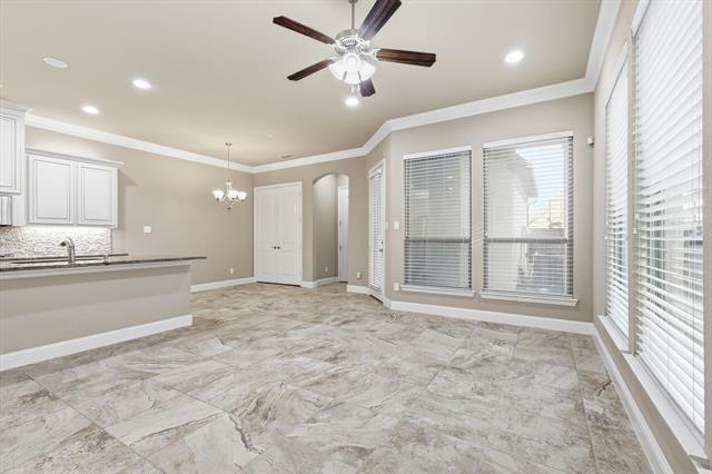 Building Photo - 814 Milton Way