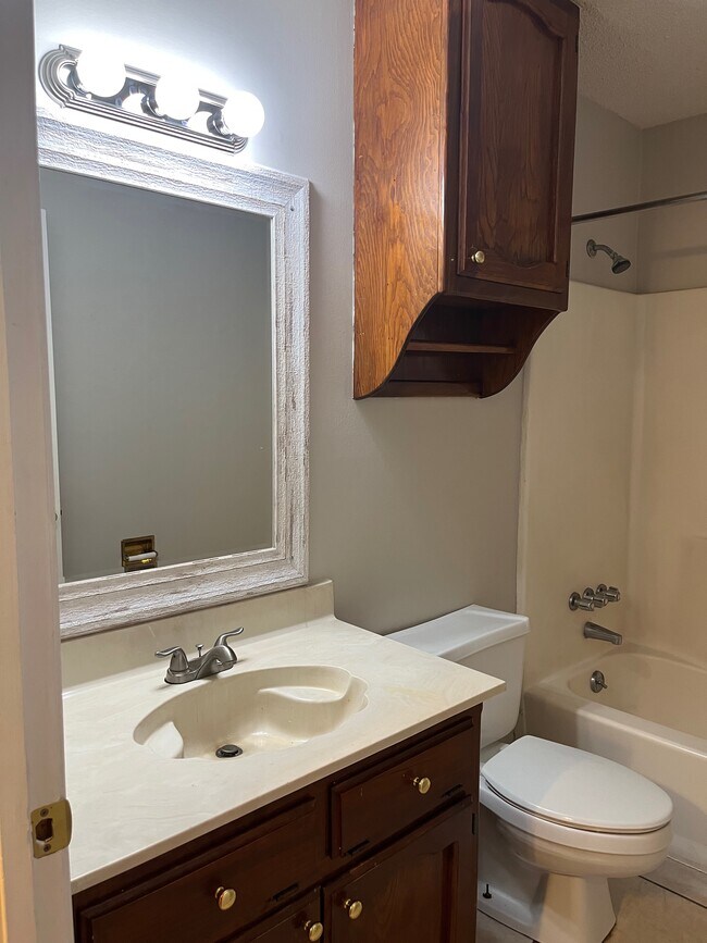 Building Photo - 150 Ocean Dr