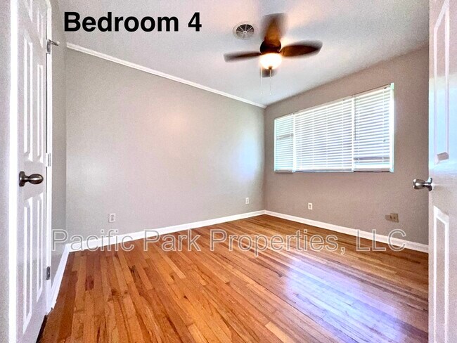 Building Photo - 3312 Little John Dr