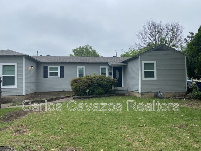 Building Photo - 1617 Meadowbrook Dr