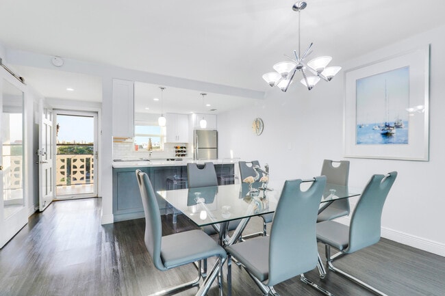 Building Photo - 52 Yacht Club Dr